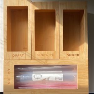 Bamboo ziplock organizer